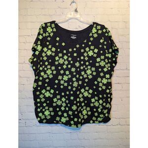 Lane Bryant Lucky four leaf clover t-shirt 26/28